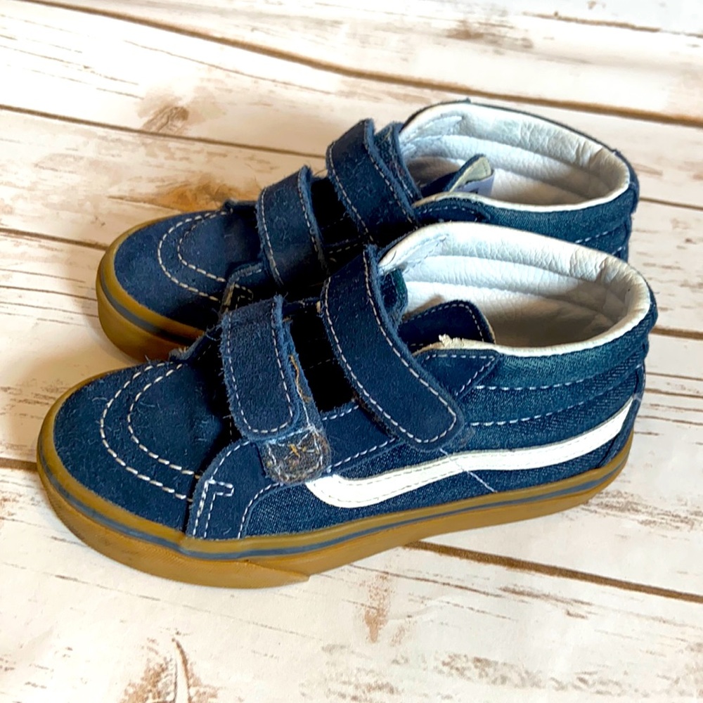 Navy blue high top vans